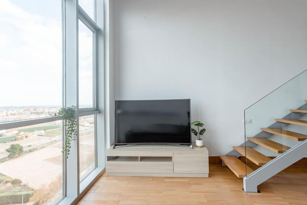 Duplex Loft Apartamento Con Parking Gratis Apartman Valencia Kültér fotó